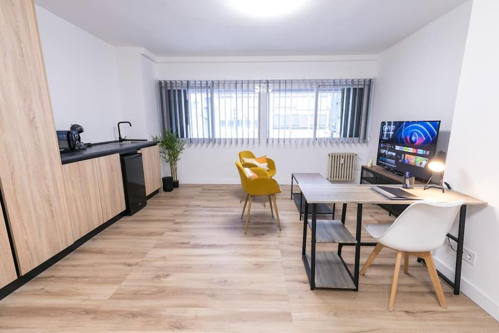 Estudio-Oficina Moderno, Centro De Jaén מראה חיצוני תמונה
